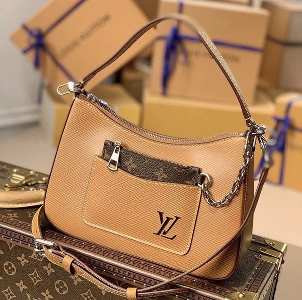 新作ルイヴィトン マレルエピ 偽物 ショルダーバック ポーチ付3色 M80689